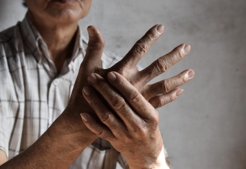 Arthritis Sufferers Don't Get The Mental Health Support They Need, Study Says