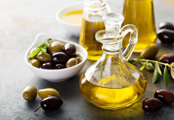 Why Pricier Olive Oil May Be Better For Your Brain